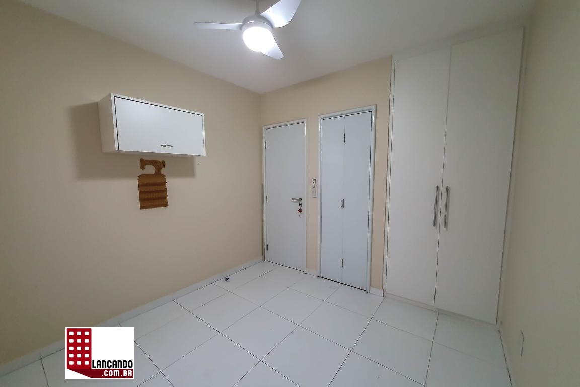 Apartamento à venda com 3 quartos, 213m² - Foto 3