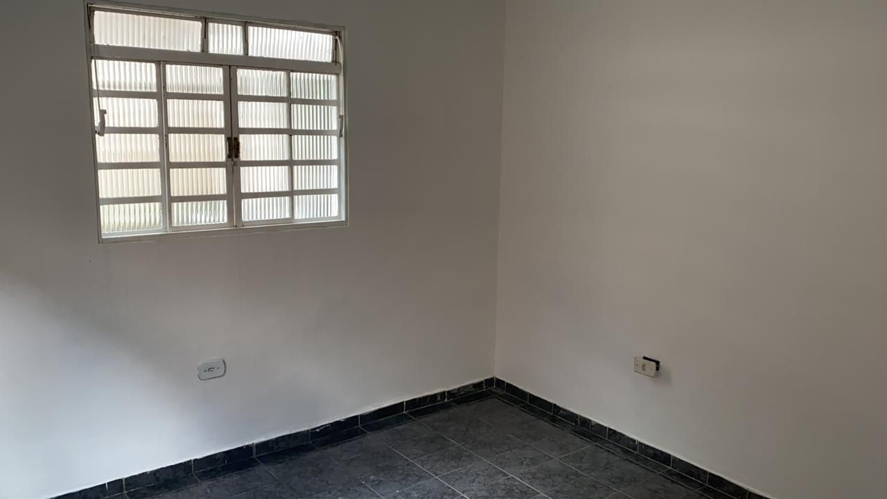 Casa à venda com 4 quartos, 300m² - Foto 17