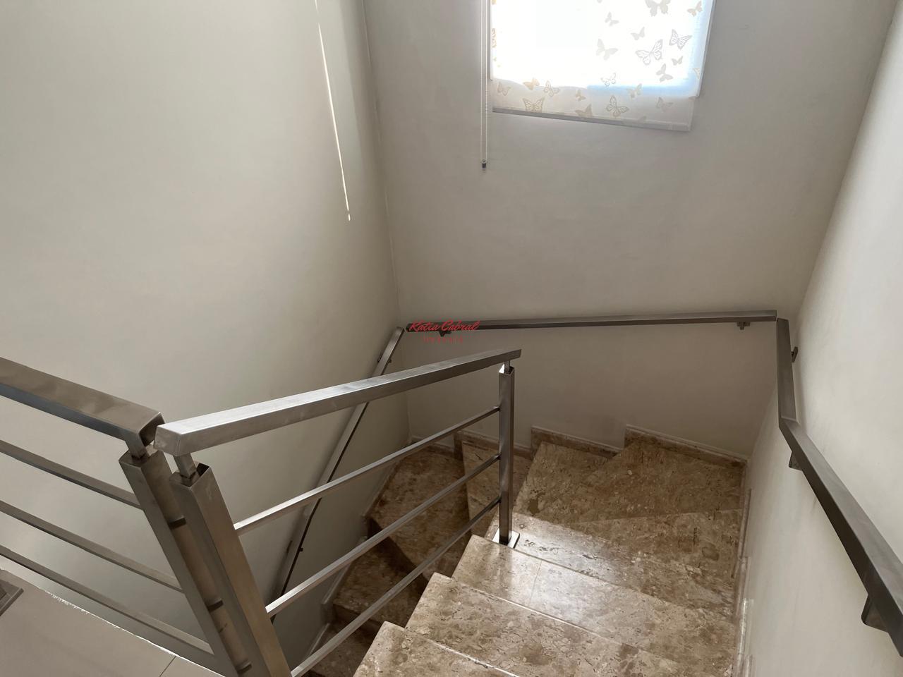 Sobrado à venda com 4 quartos, 220m² - Foto 12