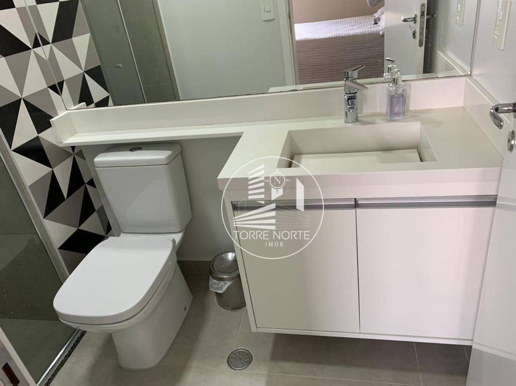 Apartamento à venda com 2 quartos, 69m² - Foto 4