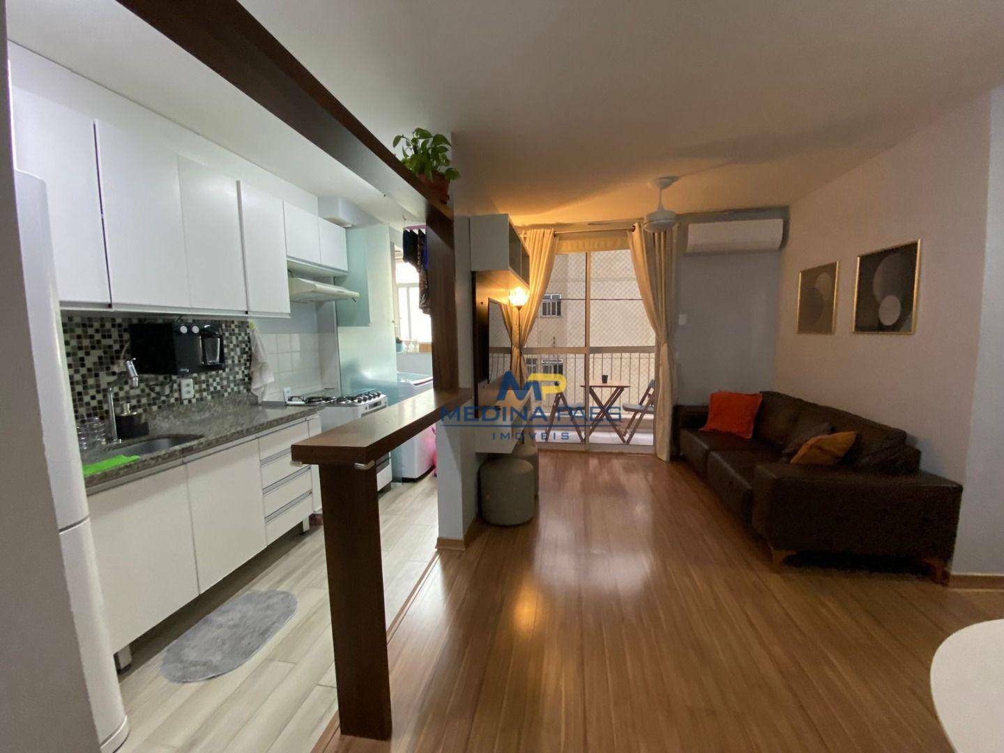 Apartamento à venda com 2 quartos, 60m² - Foto 6