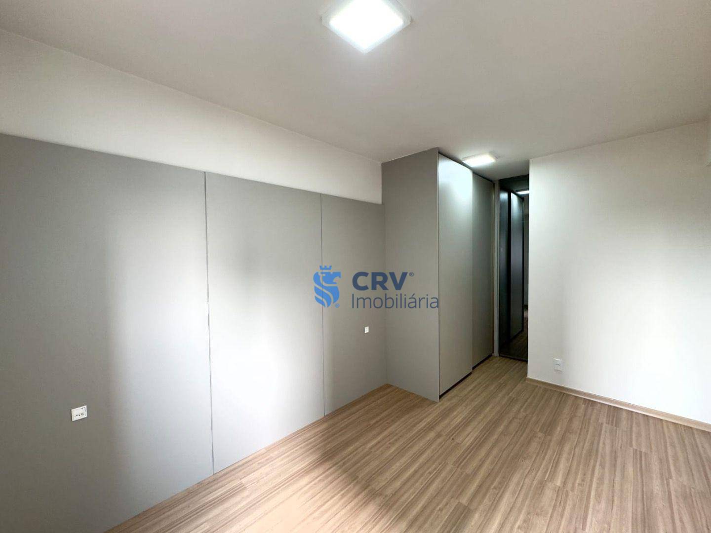 Apartamento para alugar com 2 quartos, 65m² - Foto 12