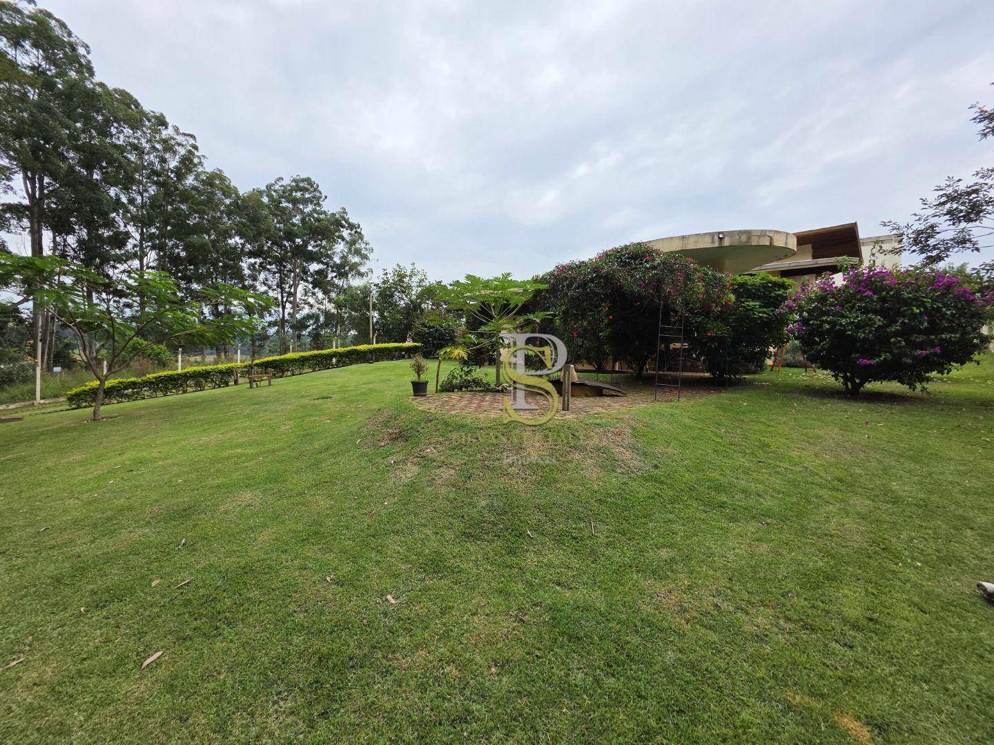 Casa à venda com 3 quartos, 176m² - Foto 39