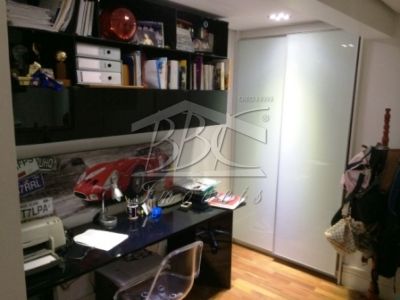 Apartamento à venda com 3 quartos, 156m² - Foto 29