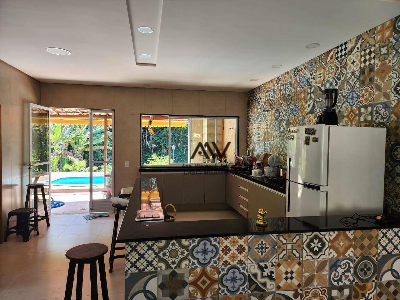 Casa de Condomínio à venda com 3 quartos, 1850m² - Foto 15