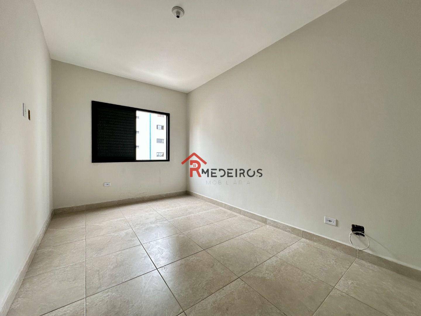 Apartamento à venda com 1 quarto, 55m² - Foto 11