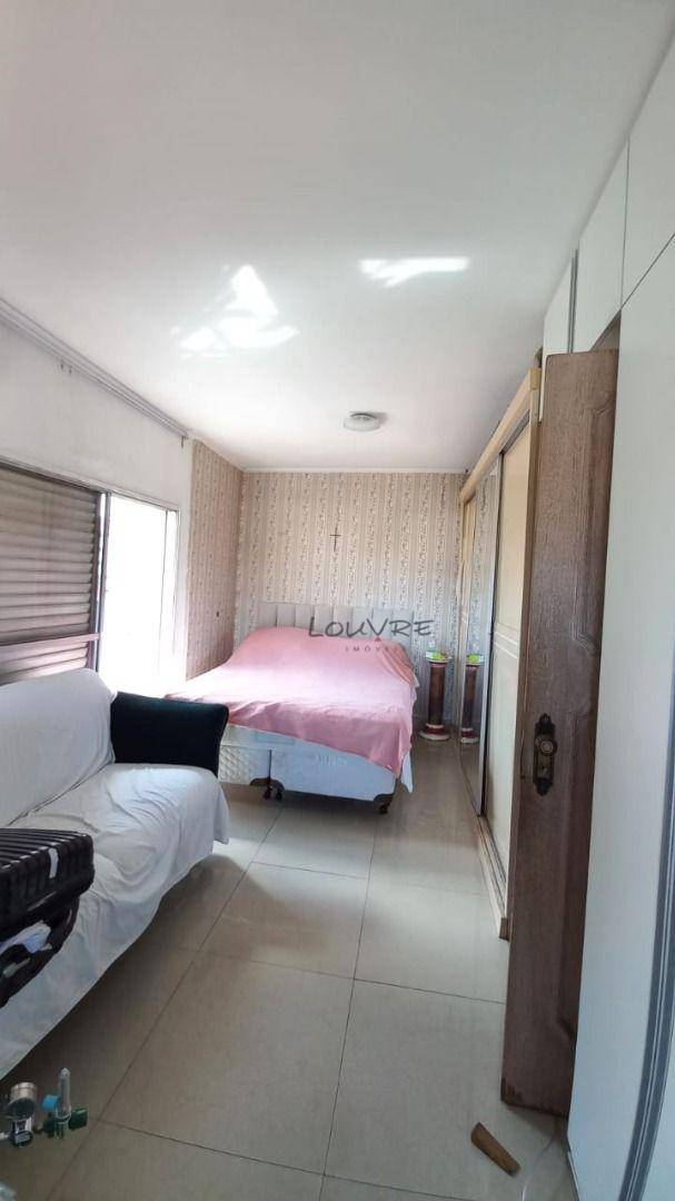 Apartamento para alugar com 2 quartos, 75m² - Foto 15