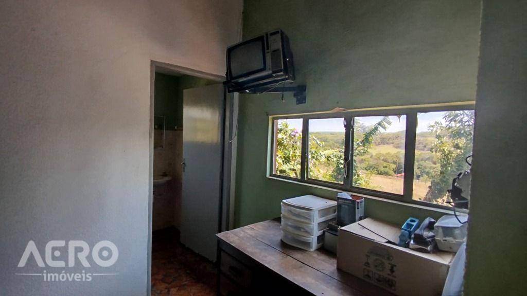 Chácara à venda e aluguel com 5 quartos, 400m² - Foto 14