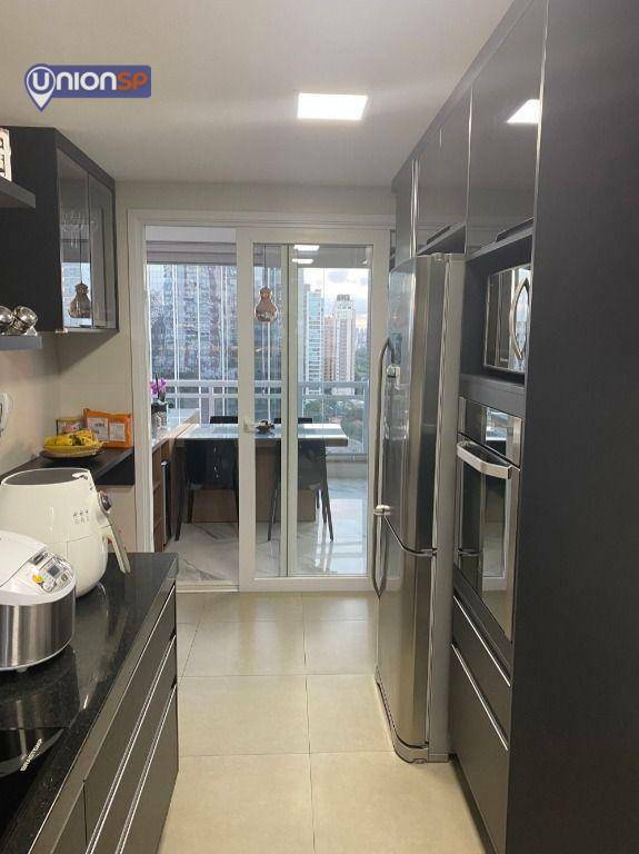 Apartamento à venda com 3 quartos, 171m² - Foto 14