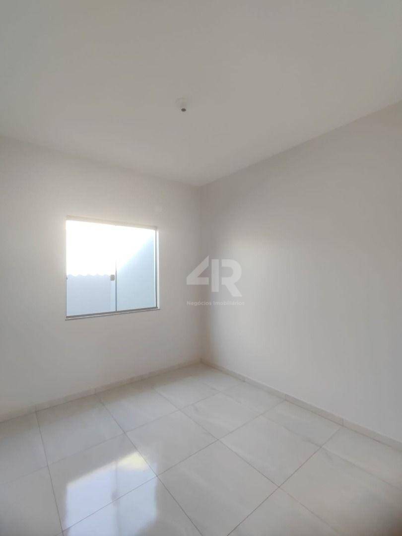 Casa à venda com 2 quartos, 54m² - Foto 6