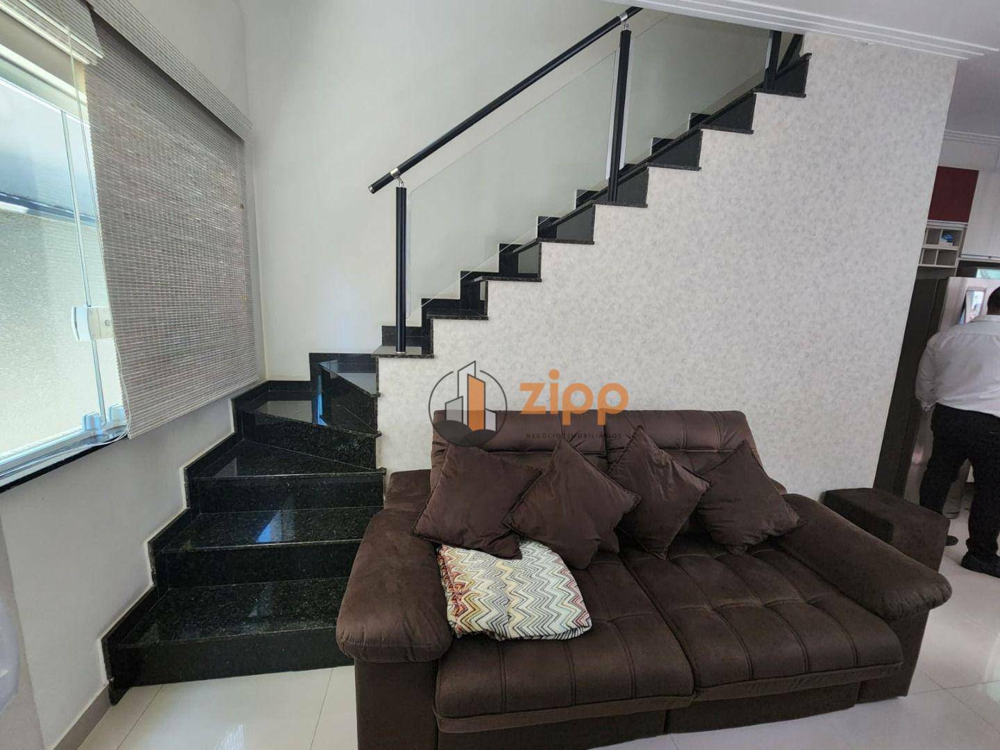 Sobrado para alugar com 2 quartos, 63m² - Foto 4