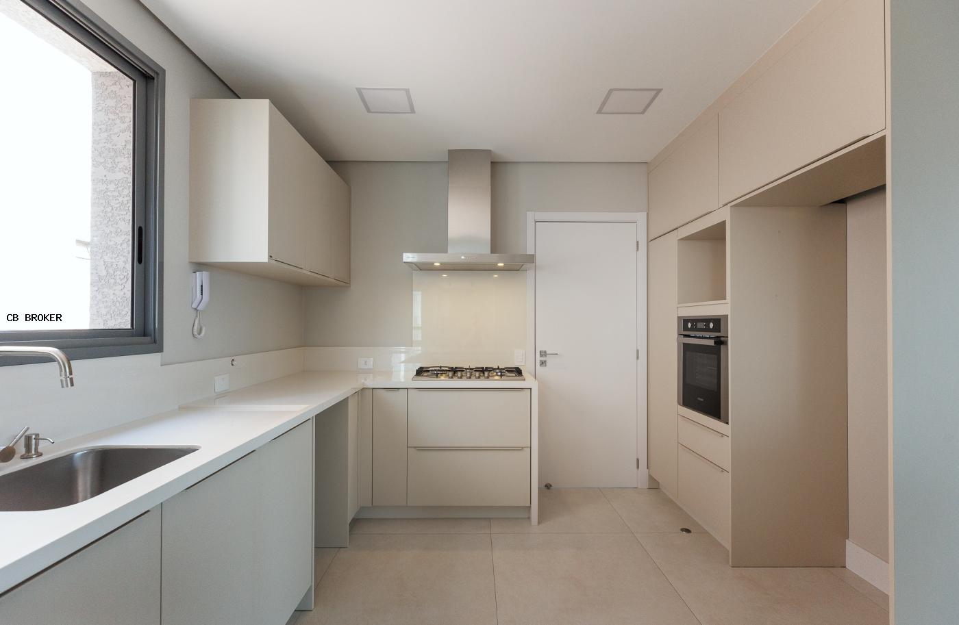 Apartamento à venda com 3 quartos, 157m² - Foto 3