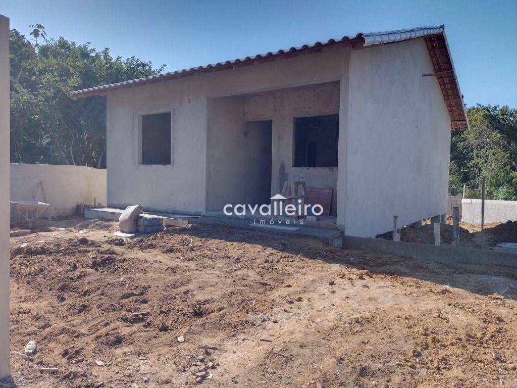 Casa à venda com 2 quartos, 65m² - Foto 1