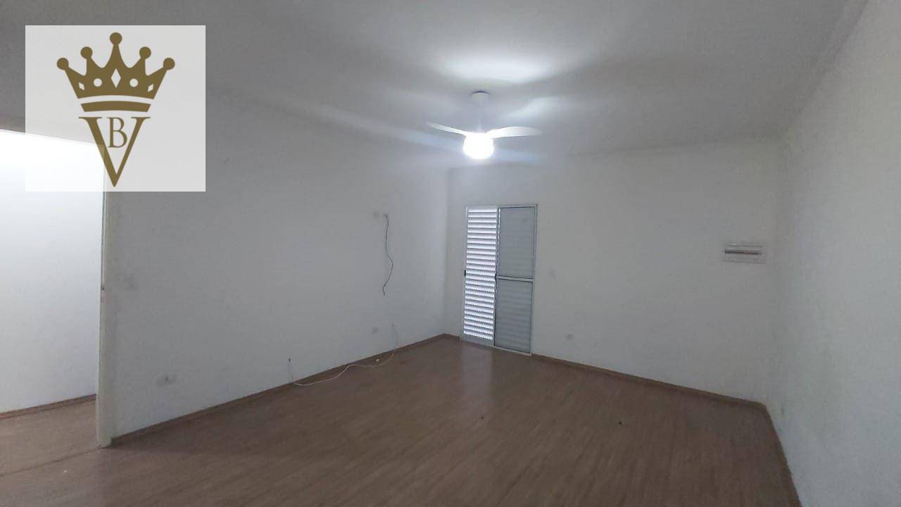 Casa à venda com 3 quartos, 200m² - Foto 16