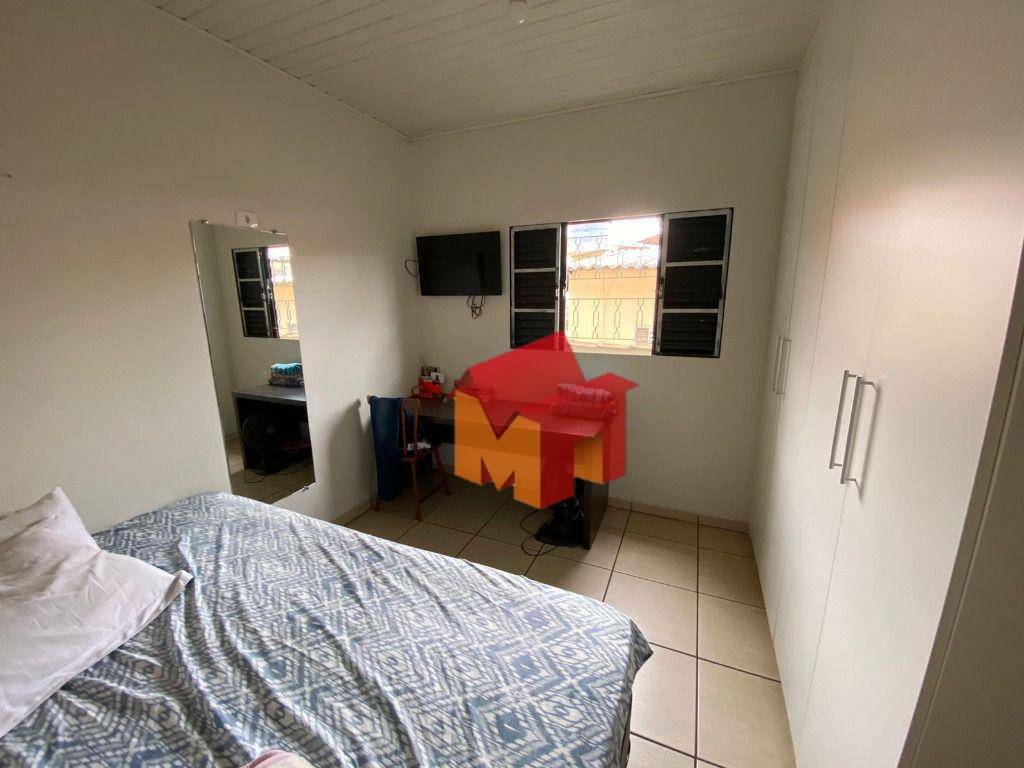 Casa à venda com 3 quartos, 140m² - Foto 4