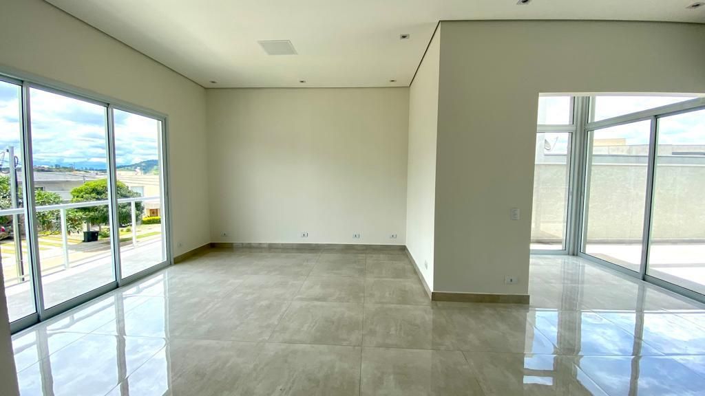 Casa à venda com 3 quartos, 300m² - Foto 5