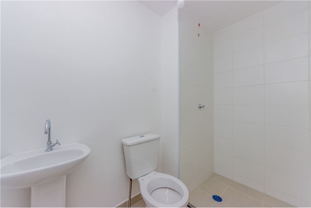 Apartamento à venda com 2 quartos, 44m² - Foto 14