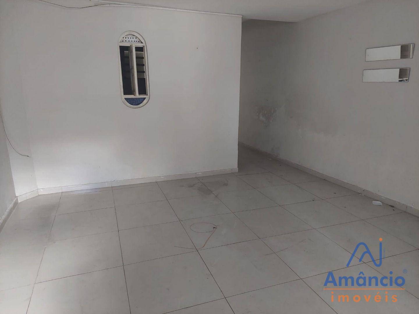 Casa à venda com 5 quartos, 112m² - Foto 19