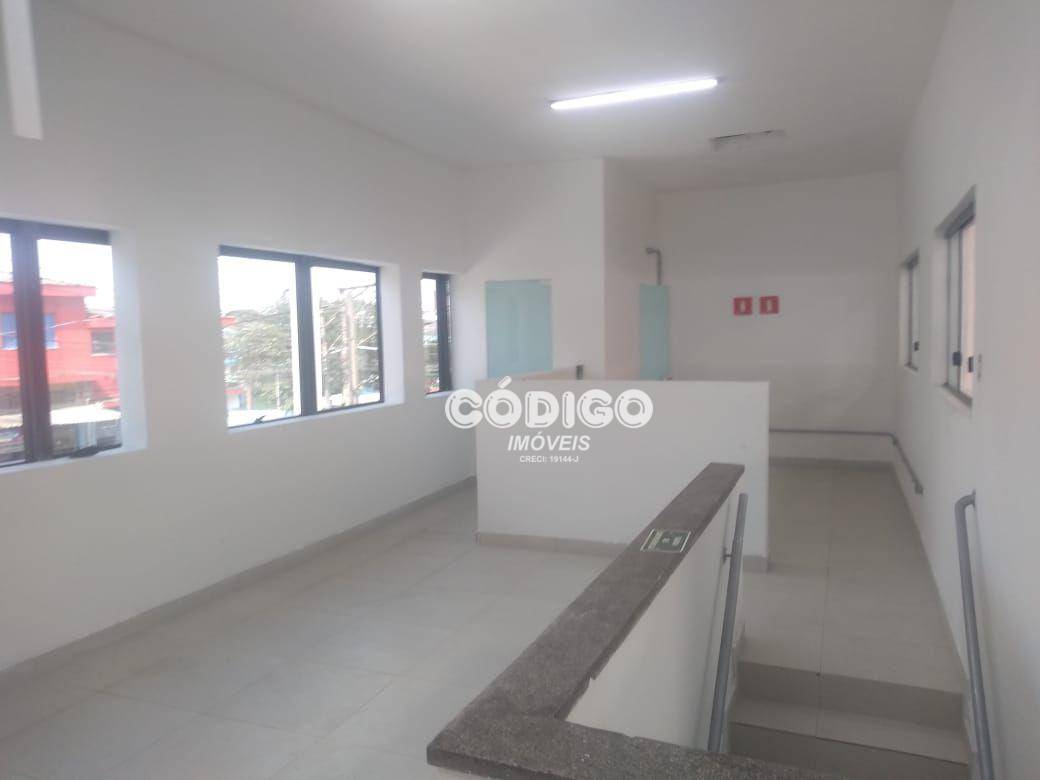 Depósito-Galpão-Armazém para alugar, 741m² - Foto 5