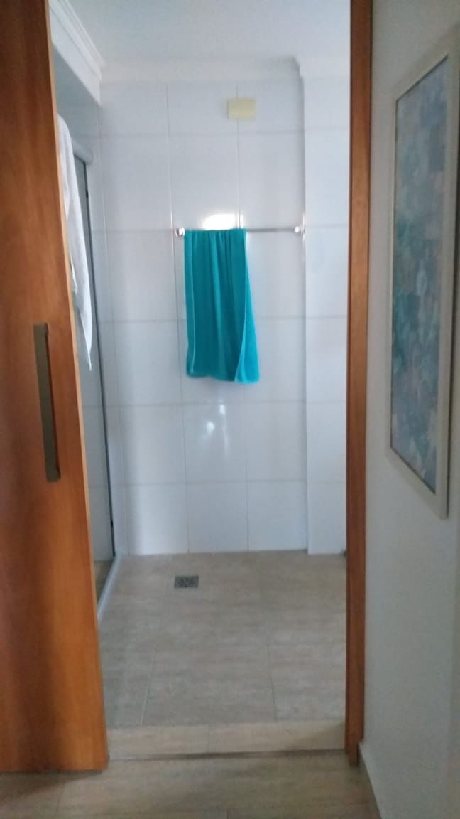 Apartamento à venda com 2 quartos, 70m² - Foto 15