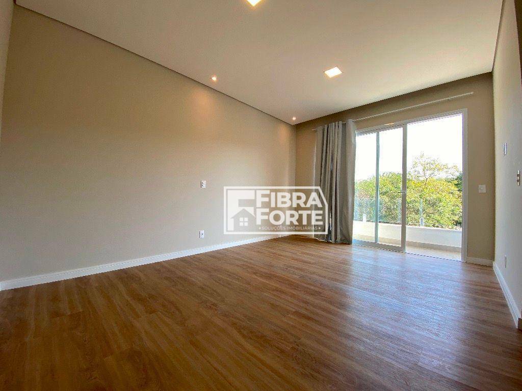 Casa de Condomínio à venda com 4 quartos, 300m² - Foto 8