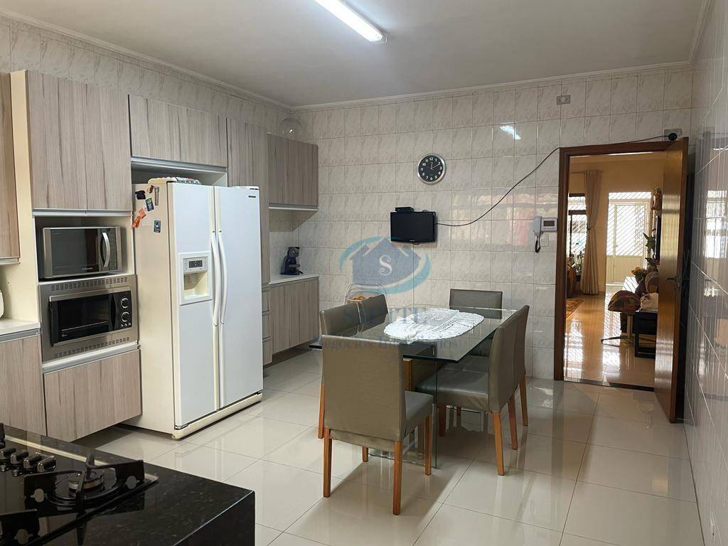 Sobrado à venda com 3 quartos, 170m² - Foto 2