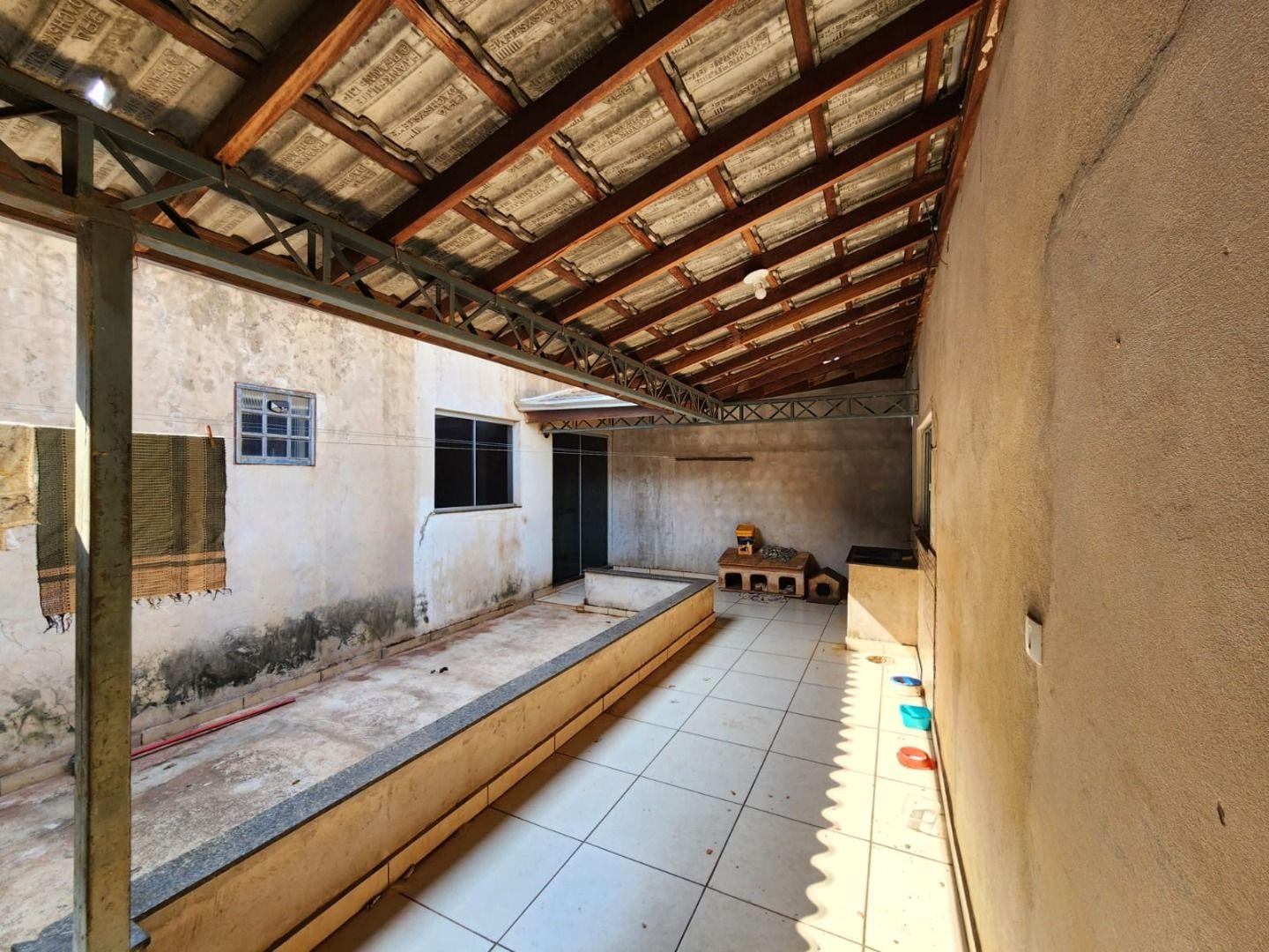 Casa à venda com 3 quartos, 250m² - Foto 51