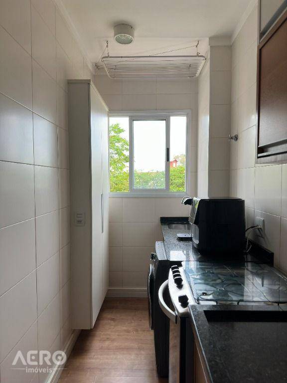 Apartamento à venda com 2 quartos, 55m² - Foto 11