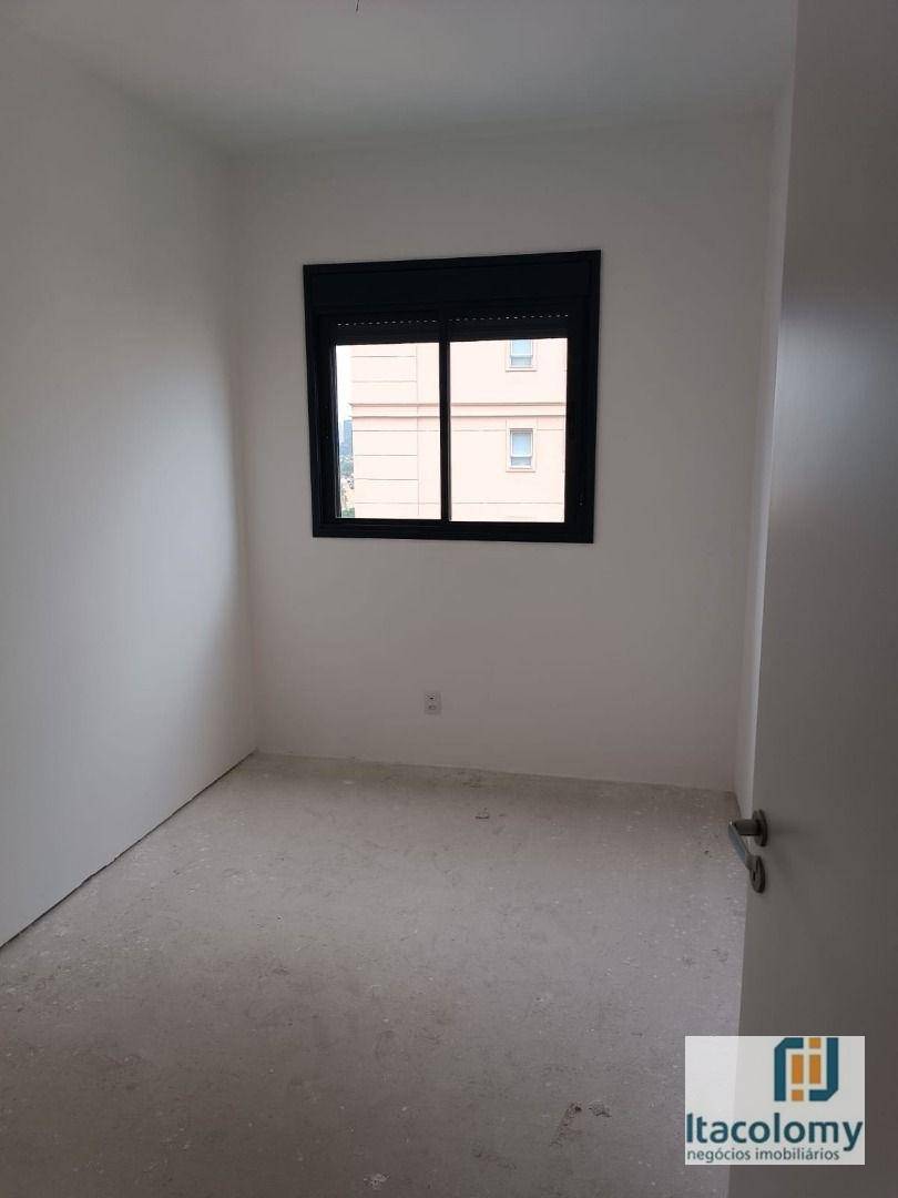 Apartamento à venda com 3 quartos, 69m² - Foto 23