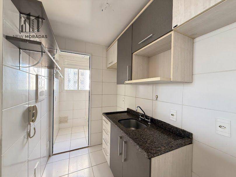 Apartamento à venda com 3 quartos, 67m² - Foto 3