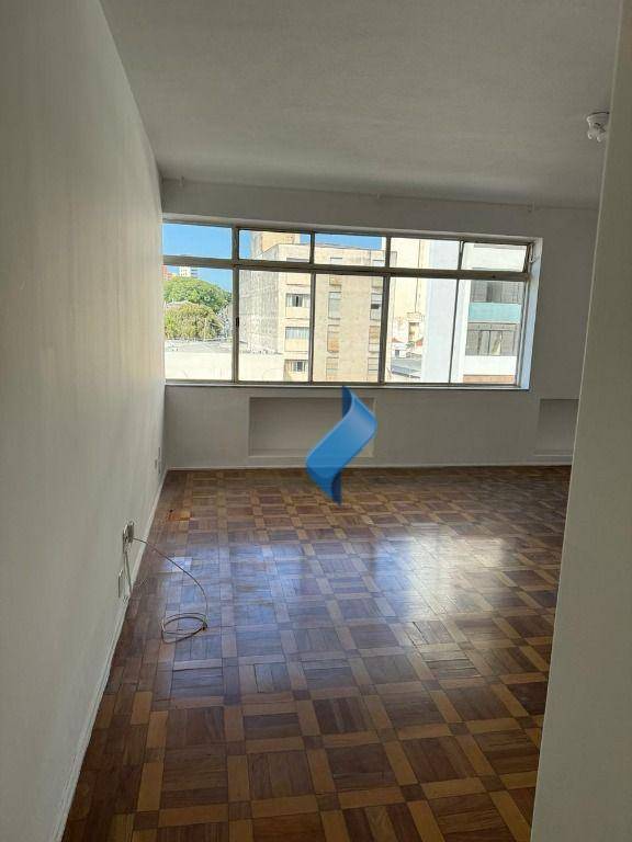 Apartamento à venda com 2 quartos, 106m² - Foto 1