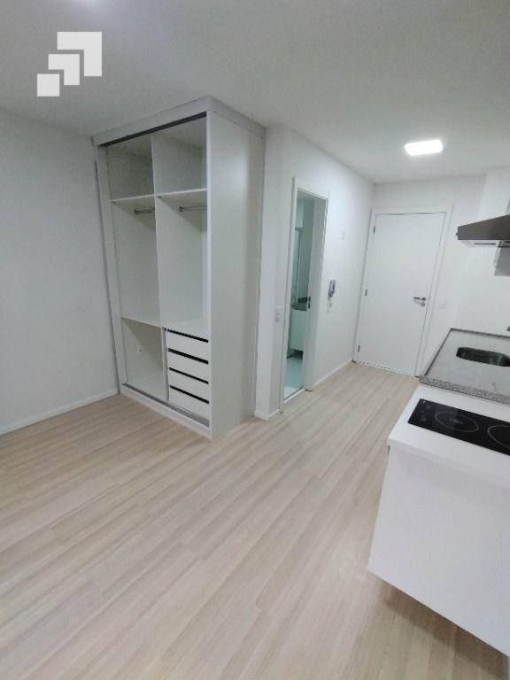 Kitnet e Studio à venda com 1 quarto, 24m² - Foto 1