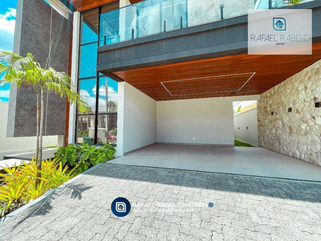 Casa de Condomínio à venda com 4 quartos, 240m² - Foto 2