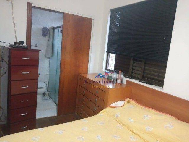 Apartamento à venda com 2 quartos, 80m² - Foto 3