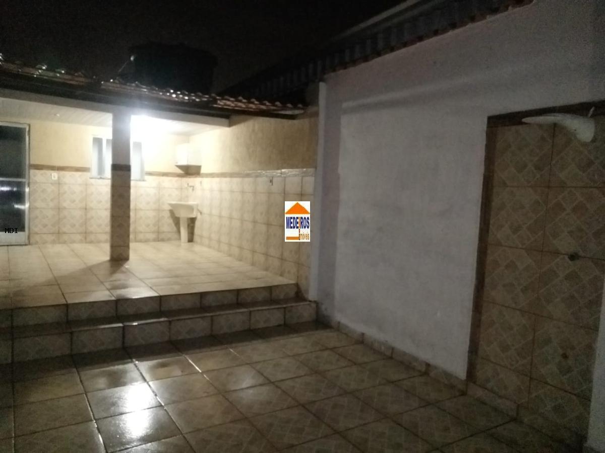 Casa à venda com 2 quartos, 90m² - Foto 26