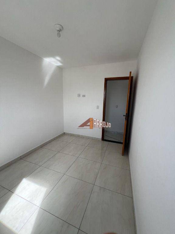 Apartamento à venda com 2 quartos, 37m² - Foto 4