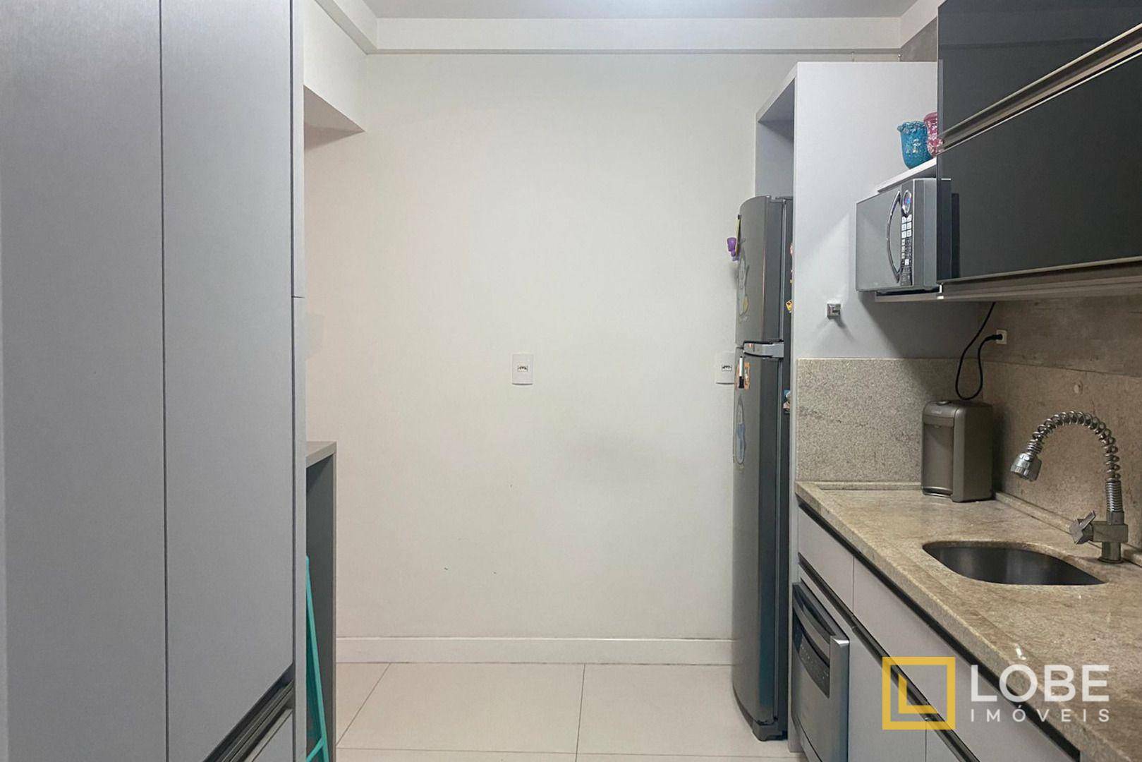 Apartamento à venda com 3 quartos, 114m² - Foto 4