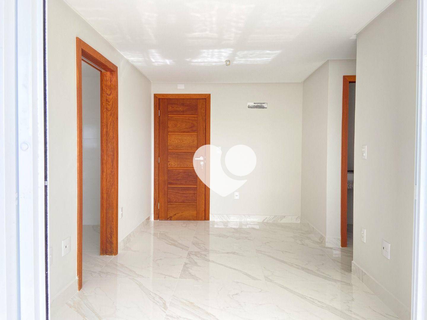 Apartamento à venda com 2 quartos, 65m² - Foto 3