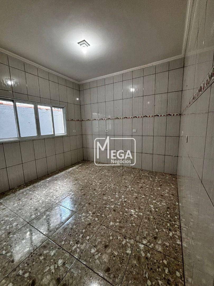 Casa à venda com 3 quartos, 248m² - Foto 15