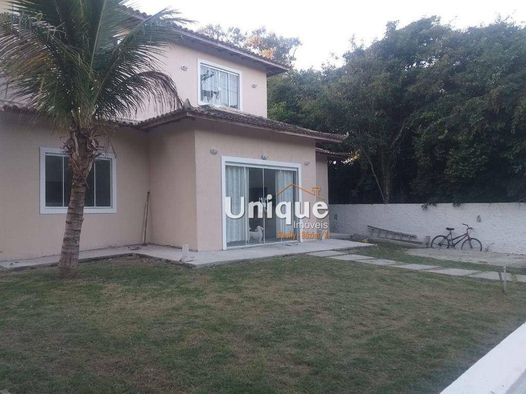 Casa de Condomínio à venda com 4 quartos, 180m² - Foto 1