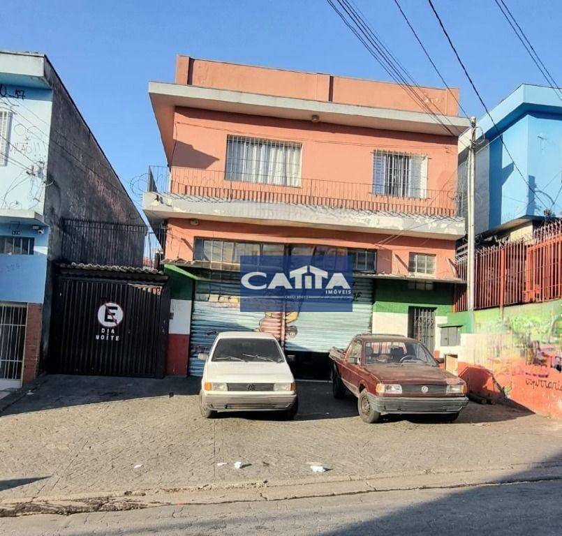 Sobrado à venda com 4 quartos, 291m² - Foto 1