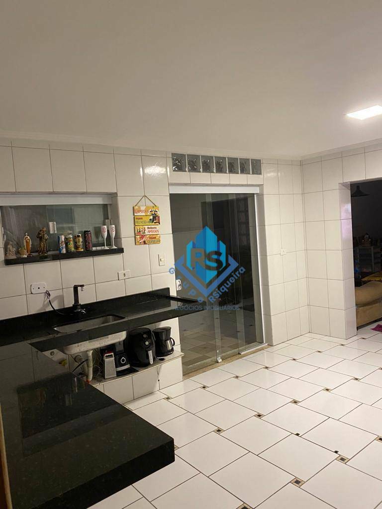 Sobrado à venda com 3 quartos, 188m² - Foto 4