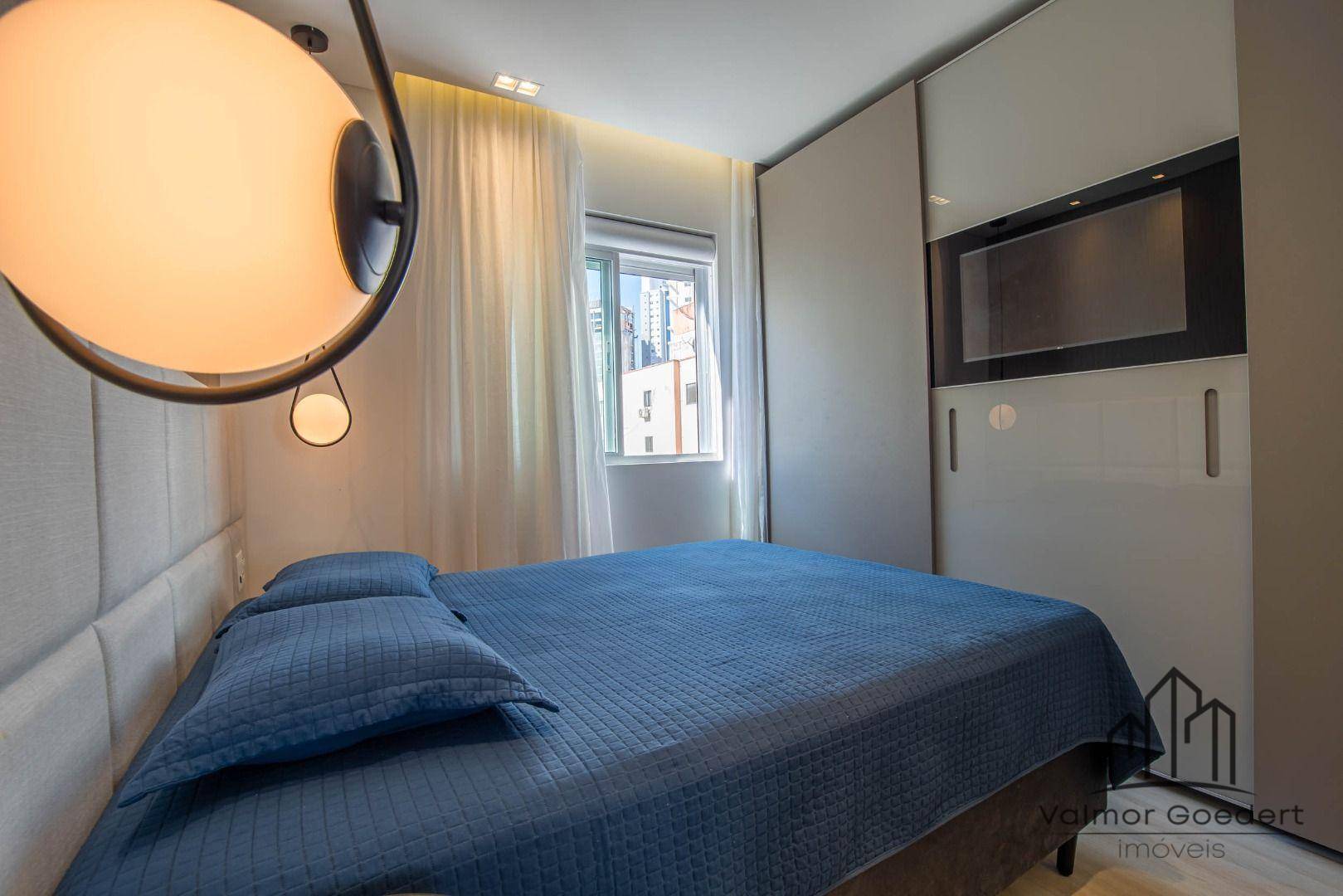 Apartamento à venda com 3 quartos, 137m² - Foto 24