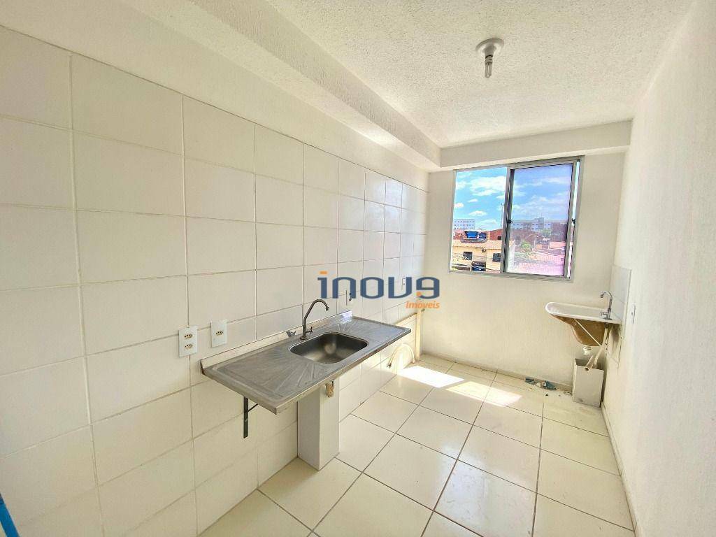 Apartamento para alugar com 2 quartos, 48m² - Foto 13