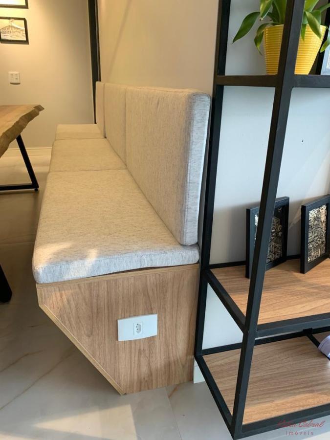 Apartamento à venda com 3 quartos, 180m² - Foto 7