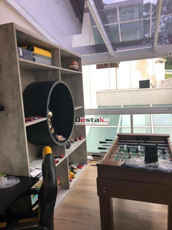 Sobrado à venda com 4 quartos, 379m² - Foto 20