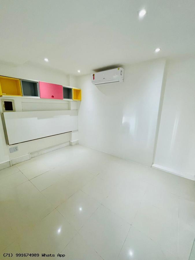 Apartamento à venda com 3 quartos, 156m² - Foto 3