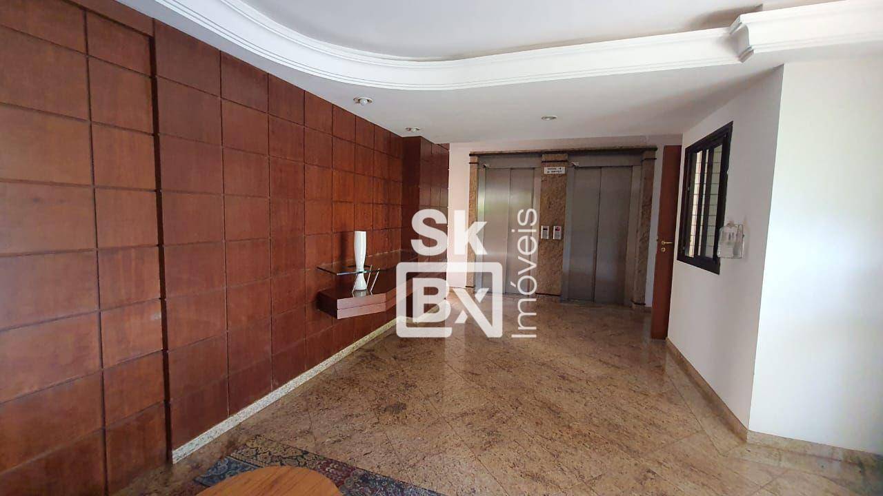 Apartamento à venda com 4 quartos, 208m² - Foto 4