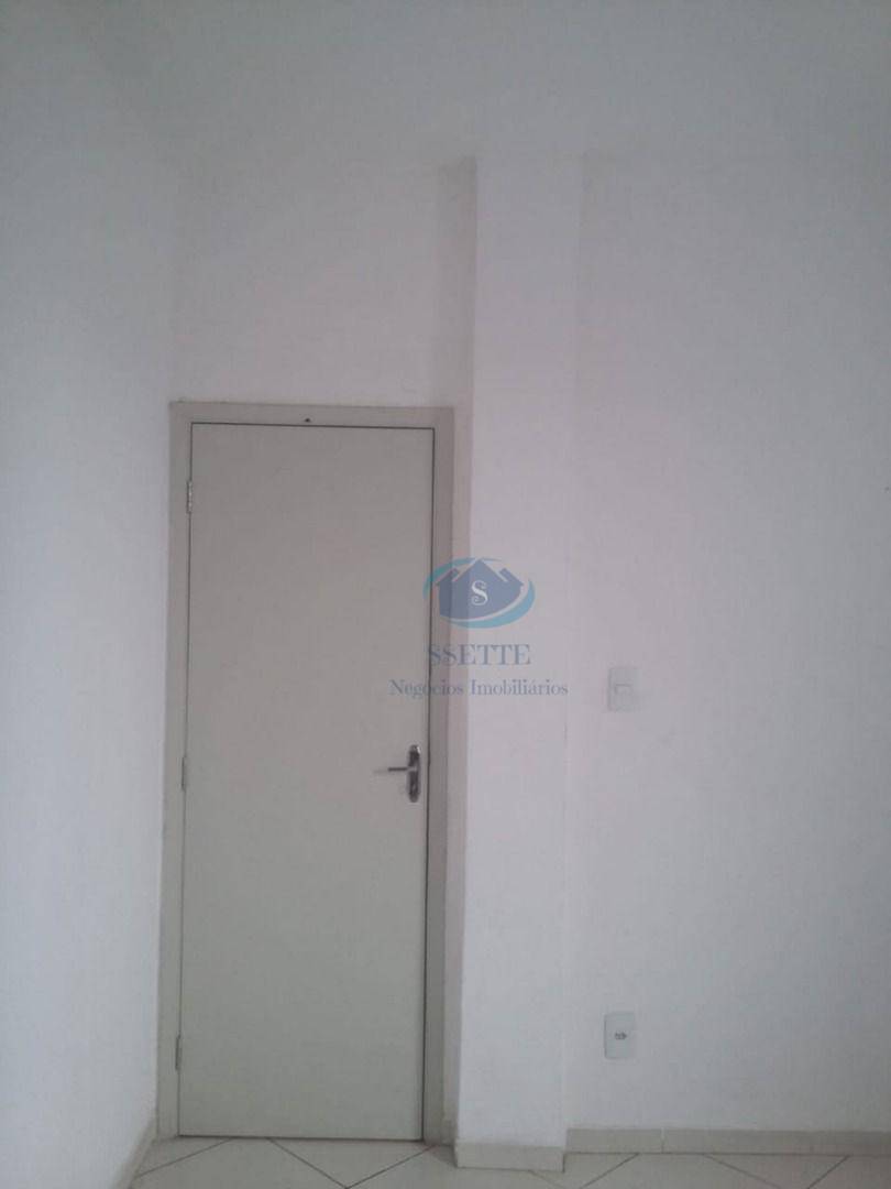 Apartamento à venda com 2 quartos, 70m² - Foto 8