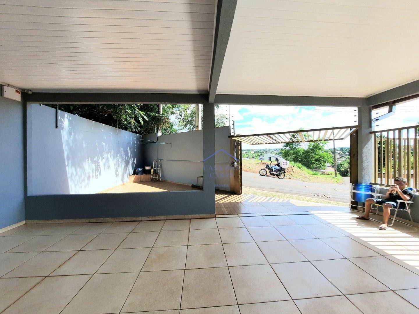 Casa à venda com 6 quartos, 250m² - Foto 22